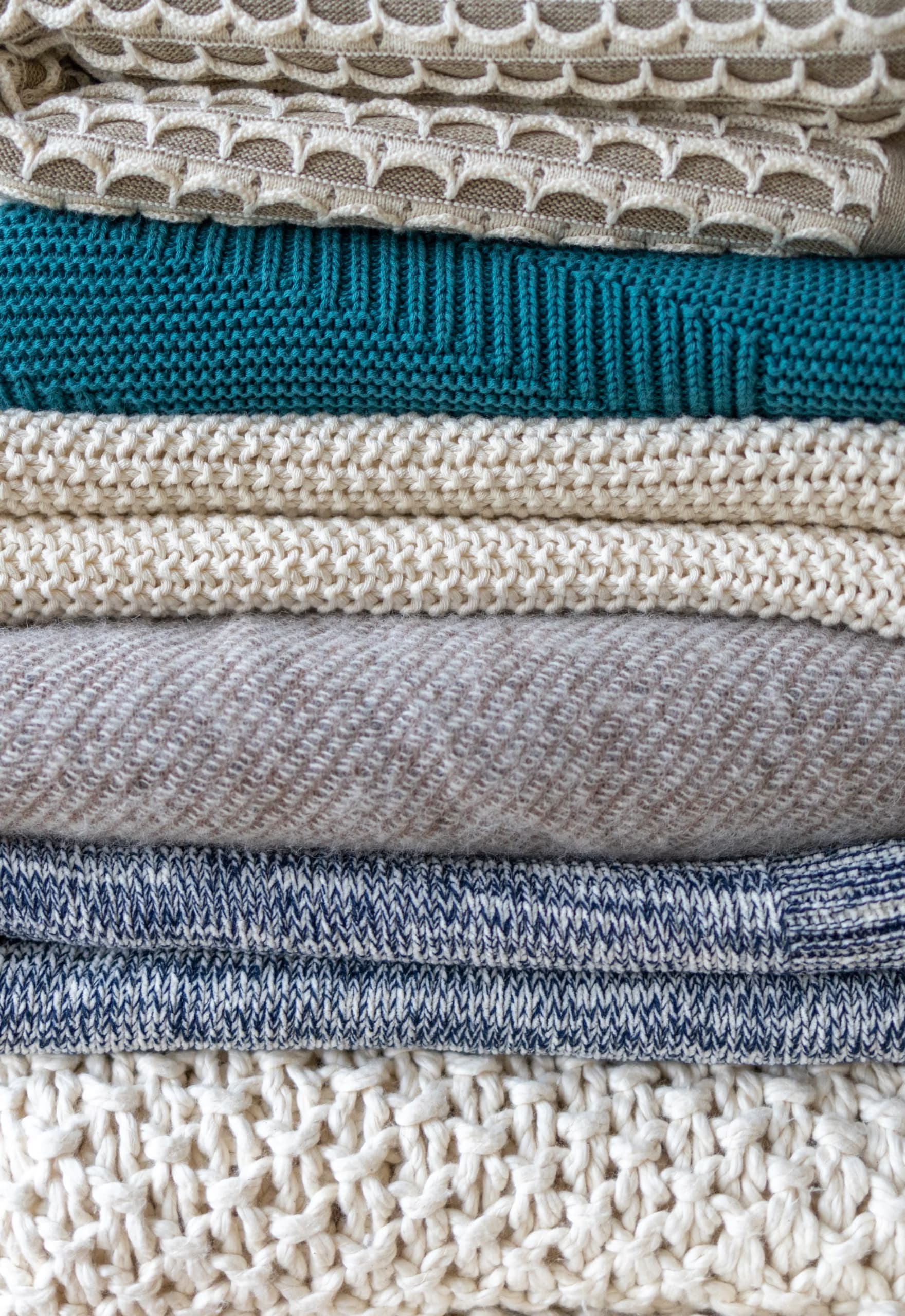 Laundry basket with fresh washing